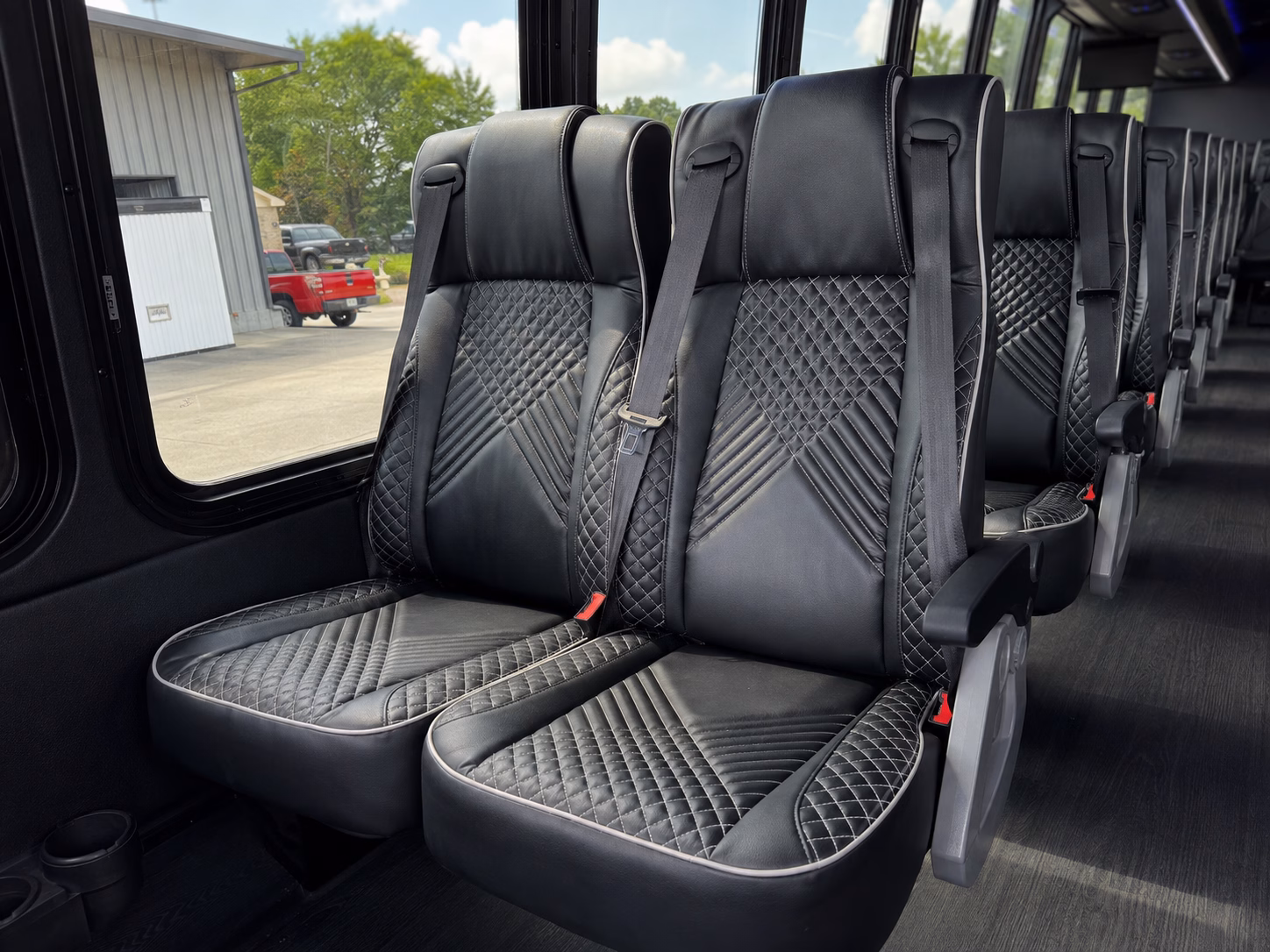 airport transfers from fresno yosemite international airport to tulare weddings
