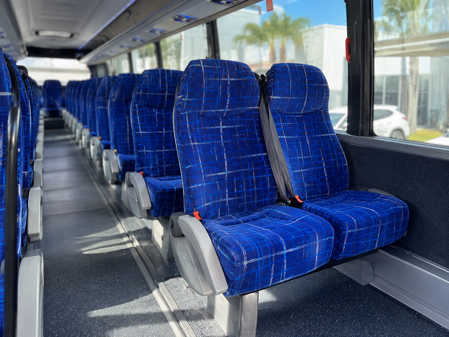 corporate and group wine tour charters from tulare