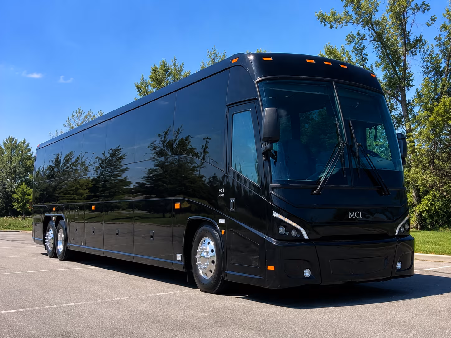 shuttle your guests between tulare hotels and your venue without the carpool chaos